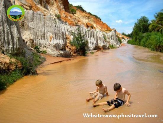 Suối Tiên Mũi Né